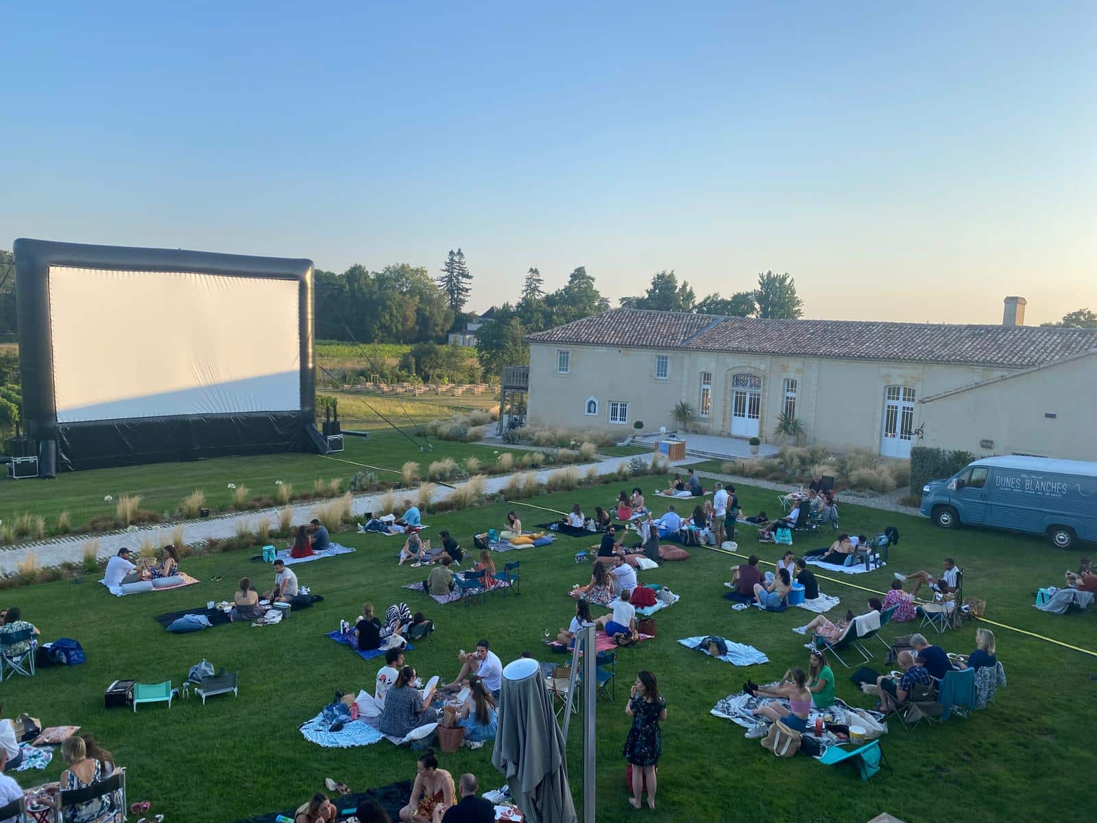 Château La Garde - cinéma en plein air - Juin 2024